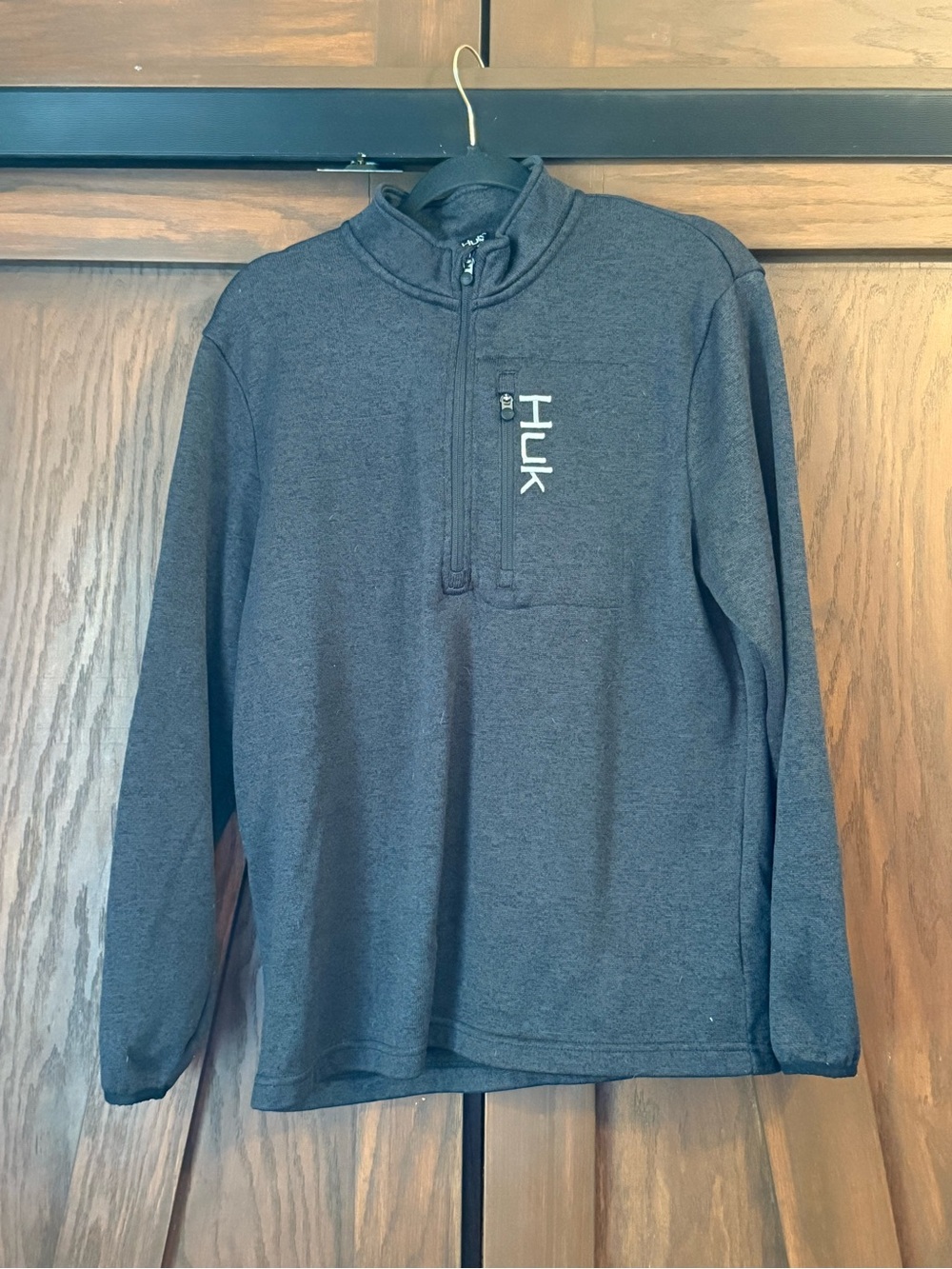 Huk Fishing Sweater Mens Medium Black 1/2 Zip Pullover Pocket Comfort Utility